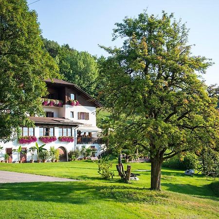 Gasthof Wieser Eppan an der Weinstraße Exterior foto